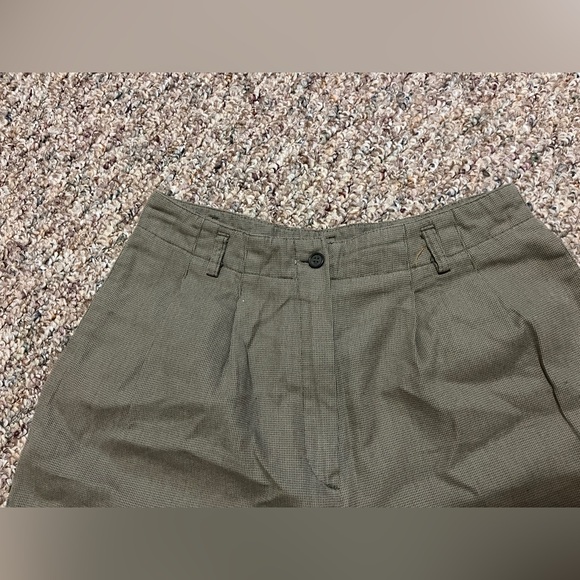 Dress pants - Picture 2 of 4